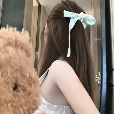 红色尾翼